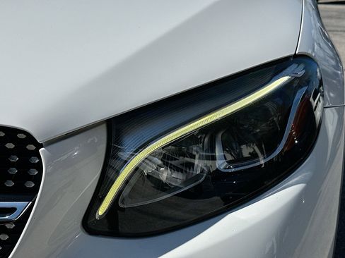 Used 2018 Mercedes-Benz GLC 300 4MATIC Coupe image 31