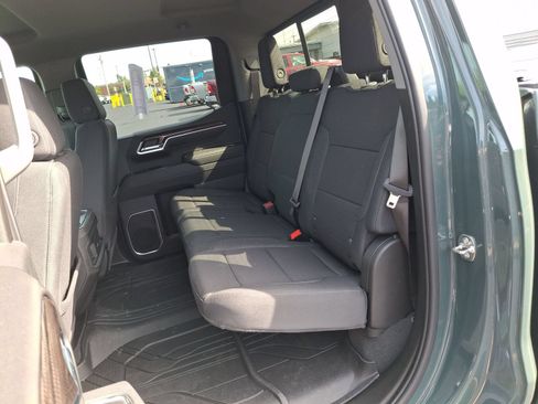 Used 2025 Chevrolet Silverado 1500 LT w/ Safety Package AWD/4WD image 19