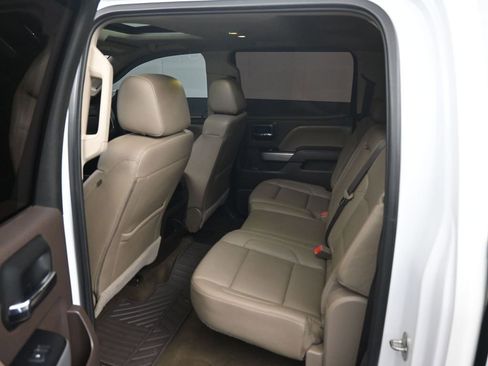 Used 2017 Chevrolet Silverado 1500 LTZ Z71 w/ LTZ Plus Package image 10