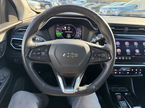 Used 2022 Chevrolet Bolt EUV Premier w/ Sun & Sound Package FWD image 26