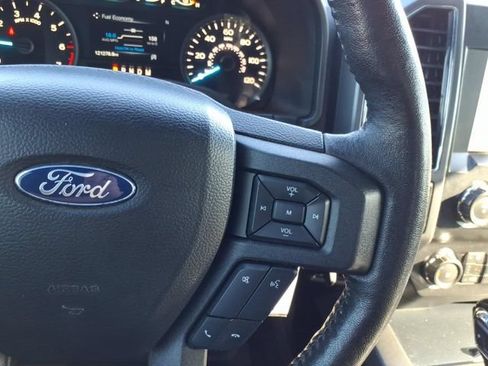 Used 2020 Ford F150 XLT w/ Equipment Group 302A Luxury AWD/4WD image 19