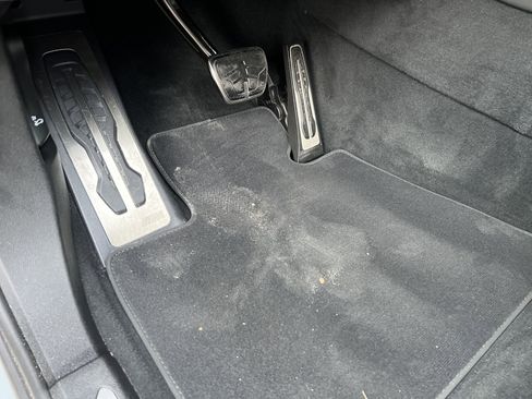 Certified 2023 BMW X7 xDrive40i w/ Executive Package image 17