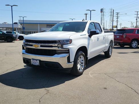 Used 2020 Chevrolet Silverado 1500 LT image 32