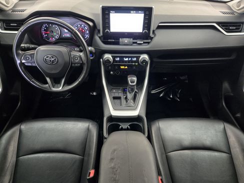 Used 2019 Toyota RAV4 XLE Premium w/ Cold Weather Package FWD image 27