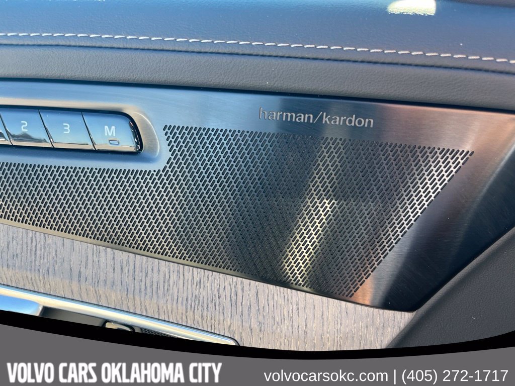 Certified 2026 Volvo XC90 B6 Ultra AWD/4WD image 11