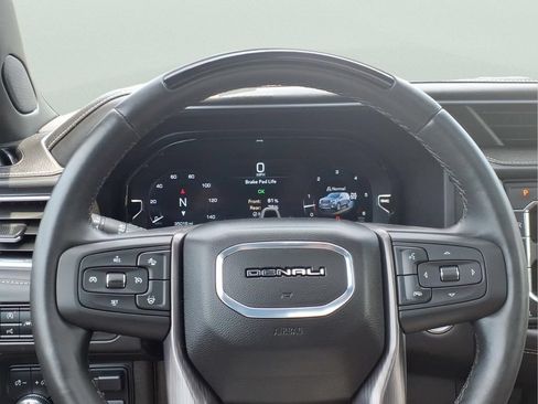 Used 2024 GMC Yukon Denali Ultimate AWD/4WD image 31