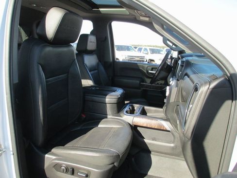 Used 2020 GMC Sierra 2500 Denali w/ Denali Ultimate Package image 22