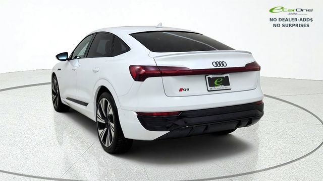 Used 2024 Audi Q8 e-tron Prestige w/ Prestige Package AWD/4WD image 7