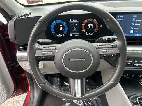 Certified 2025 Hyundai Kona SEL AWD/4WD image 21
