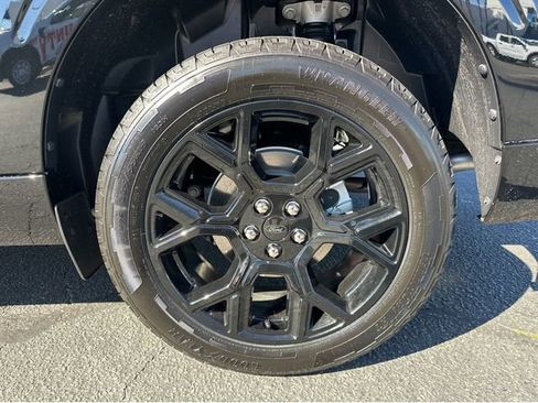 New 2026 Ford Maverick Lobo image 19