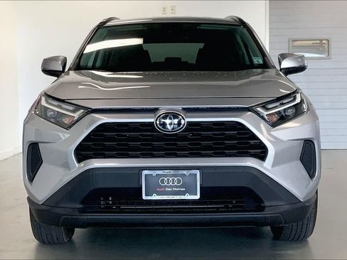 Used 2022 Toyota RAV4 XLE image 6