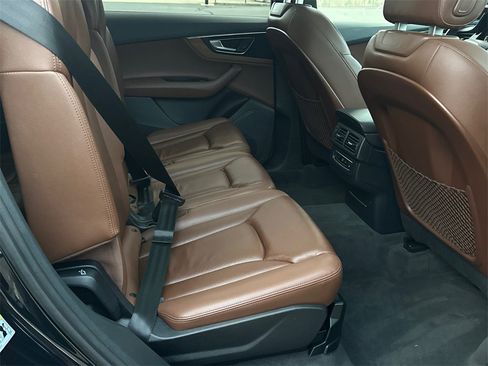 Used 2017 Audi Q7 2.0T Premium Plus w/ Premium Plus Package image 16