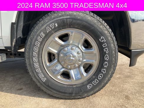 Used 2024 RAM 3500 Tradesman image 9