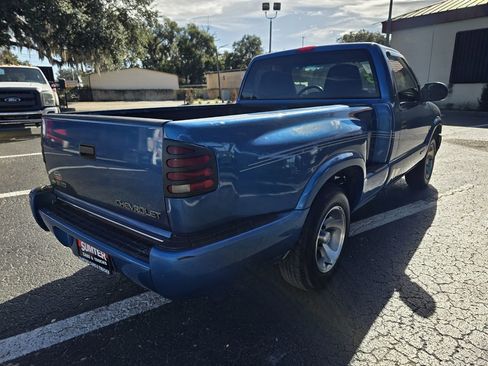 Used 2000 Chevrolet S10 Pickup LS w/ Preferred Equipment Group image 6