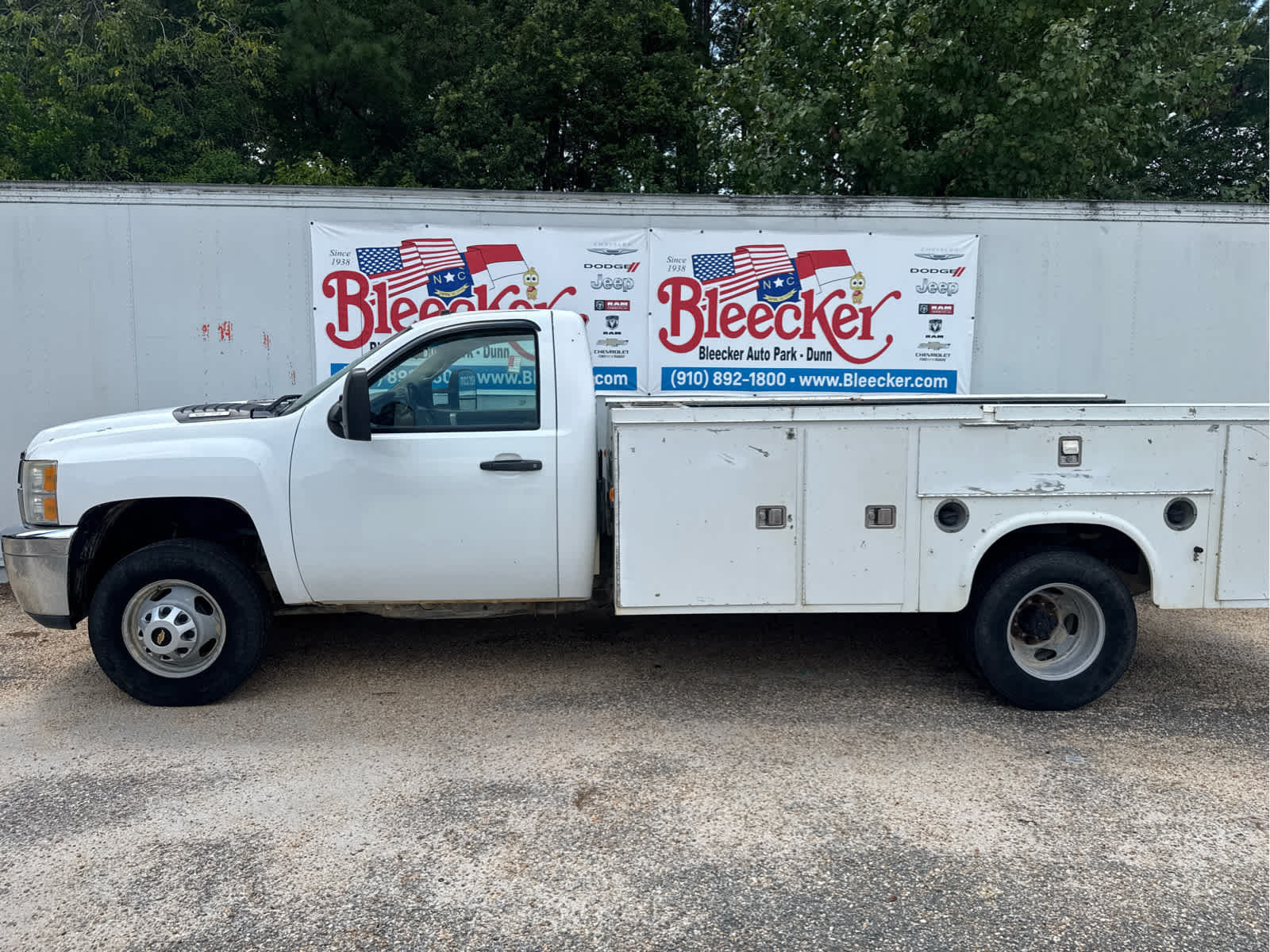 Used 2013 Chevrolet Silverado 3500 W/T RWD image 7