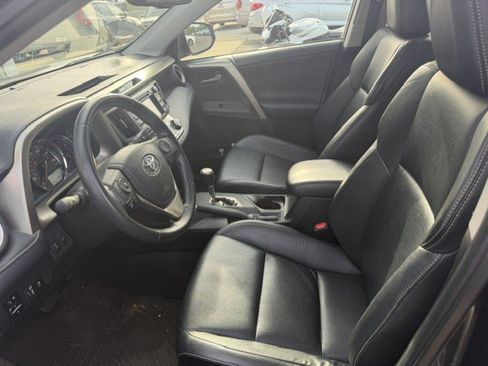 Used 2013 Toyota RAV4 Limited AWD/4WD image 7
