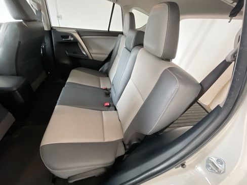 Used 2015 Toyota RAV4 Limited AWD/4WD image 23