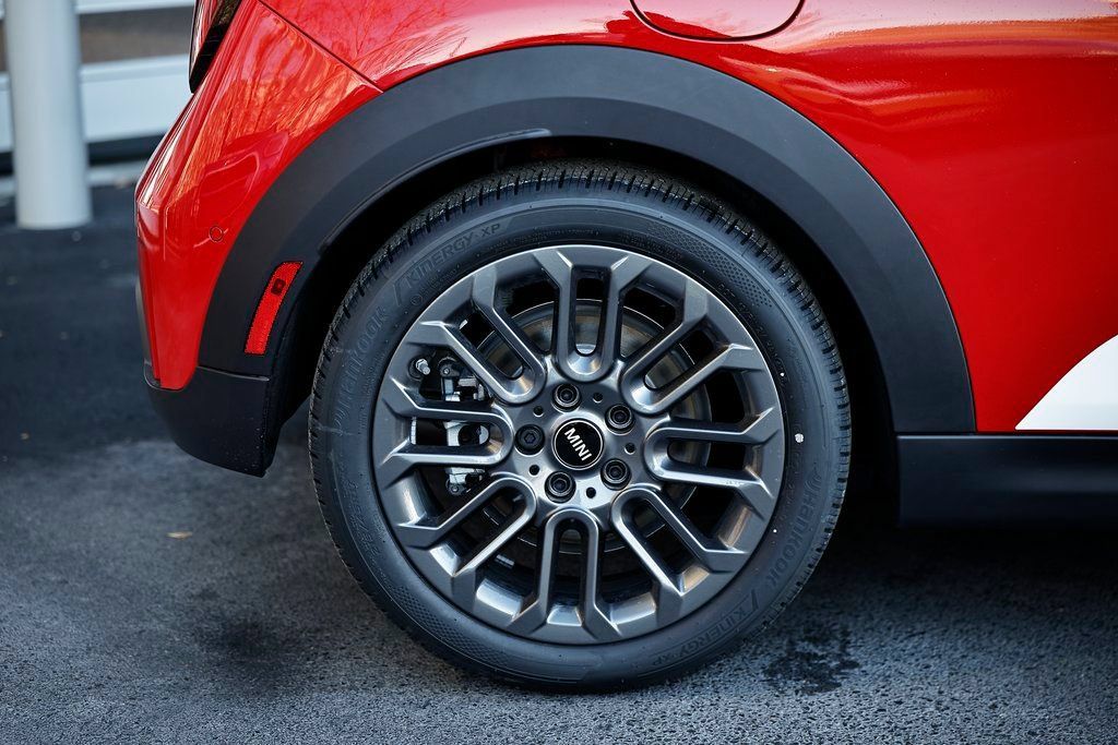 New 2026 MINI Cooper 2-Door Hardtop FWD image 6