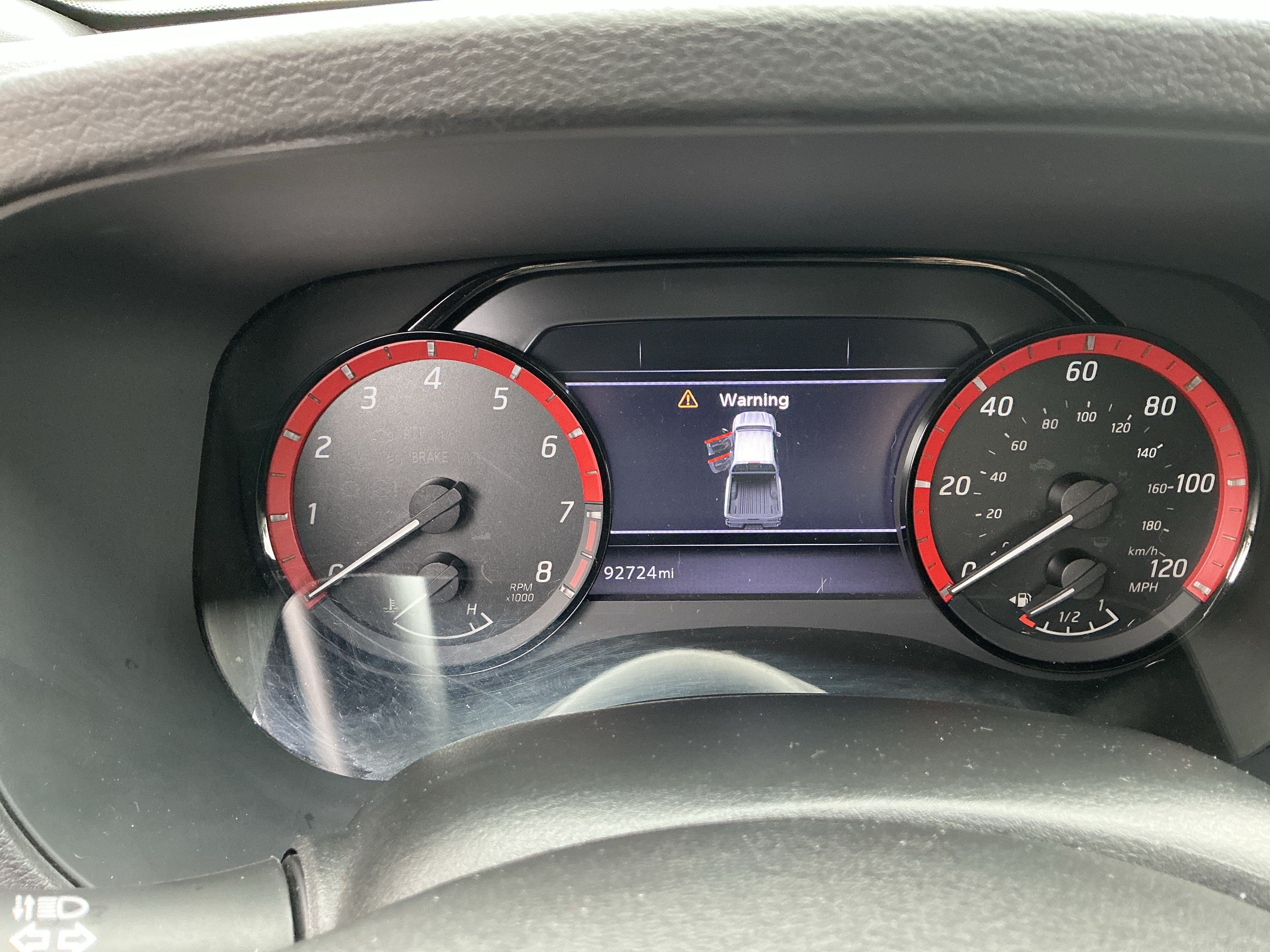 Used 2023 Nissan Frontier PRO-4X w/ Pro-4X Premium Package AWD/4WD image 15