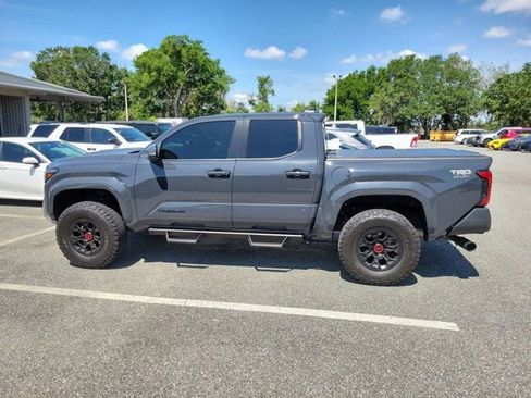 Used 2024 Toyota Tacoma TRD Sport w/ TRD Sport Upgrade Package AWD/4WD image 7