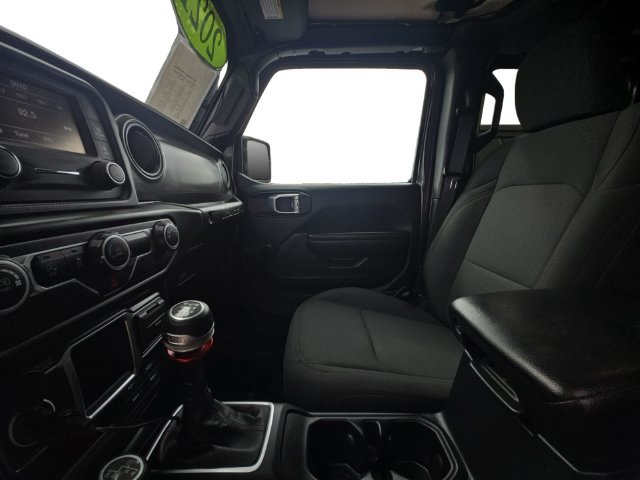 Used 2021 Jeep Wrangler Unlimited Sport AWD/4WD image 9