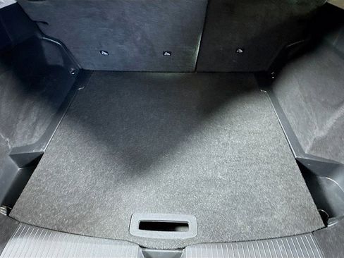 Used 2023 Nissan Rogue SV image 23