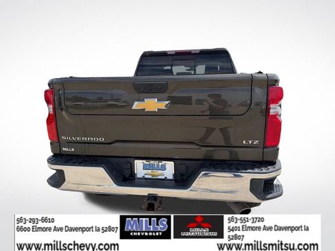 Used 2023 Chevrolet Silverado 2500 LTZ AWD/4WD image 6