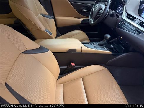 Used 2019 Lexus ES 350 w/ Premium Package image 12