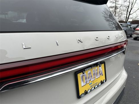 Certified 2022 Lincoln Aviator AWD w/ Premium Package image 47