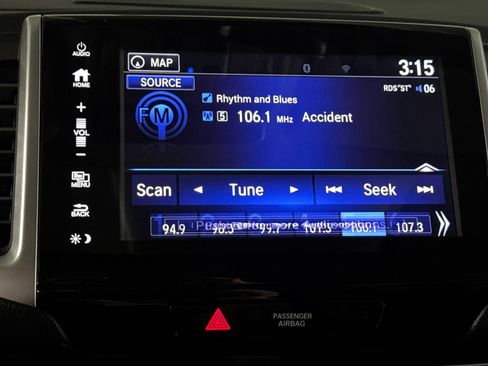 Used 2018 Honda Pilot Touring image 21