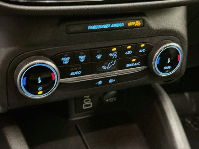 Used 2025 Ford Escape ST-Line AWD/4WD image 16