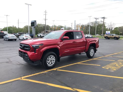 New 2026 Toyota Tacoma SR5 AWD/4WD image 4