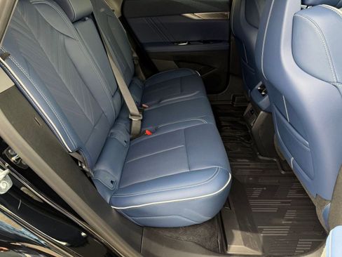 New 2026 Cadillac Optiq Sport 2 image 29