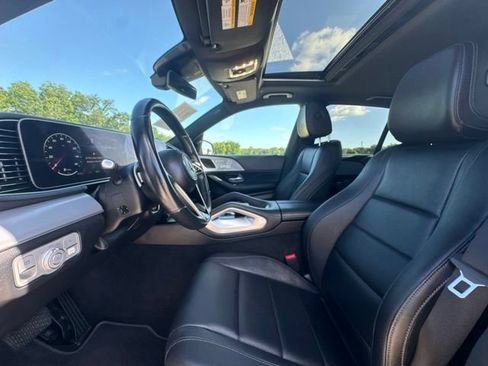 Used 2024 Mercedes-Benz GLE 450e 4MATIC image 2