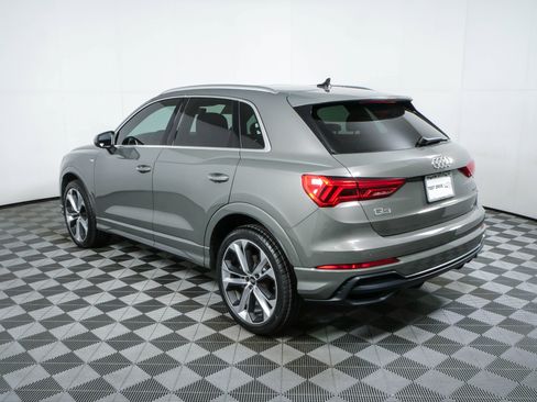 Used 2019 Audi Q3 2.0T Premium Plus w/ Premium Plus Package AWD/4WD image 29