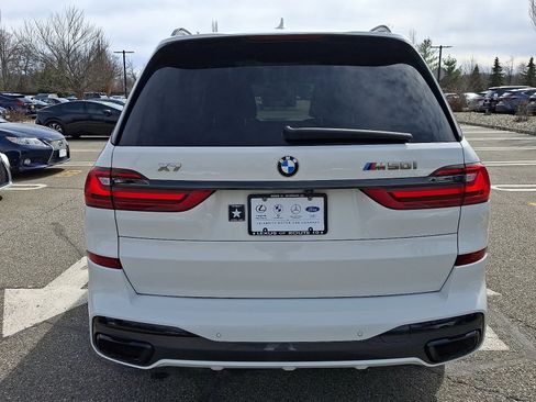 Used 2022 BMW X7 M50i image 5