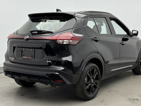 Used 2024 Nissan Kicks SR image 7