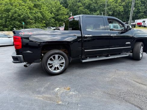 Used 2015 Chevrolet Silverado 1500 High Country w/ High Country Premium Package image 13