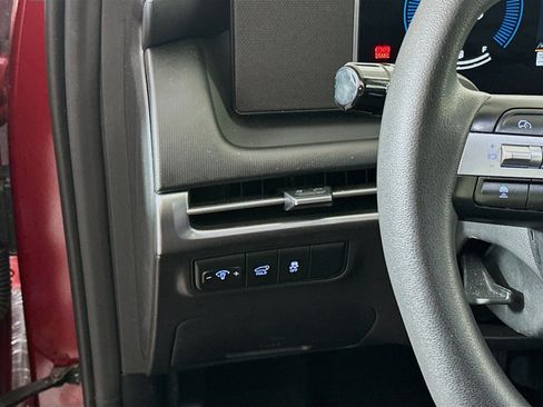 Used 2025 Hyundai Tucson SEL image 17