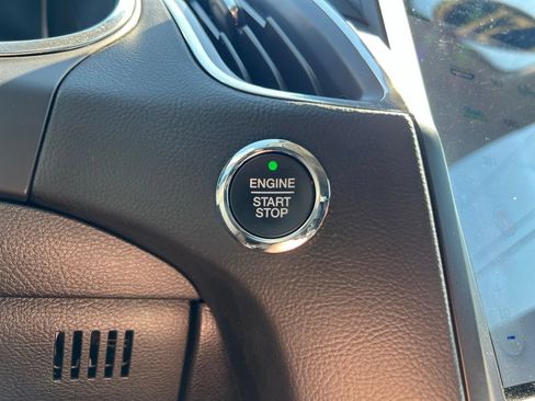 Used 2021 Ford Edge Titanium w/ Equipment Group 301A AWD/4WD image 15