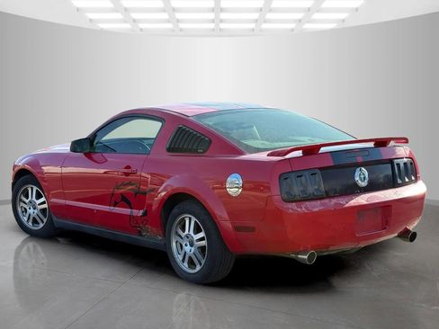 Used 2005 Ford Mustang Coupe image 7