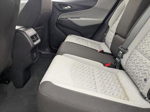 Used 2024 Chevrolet Equinox LS w/ LS Convenience Package image 16