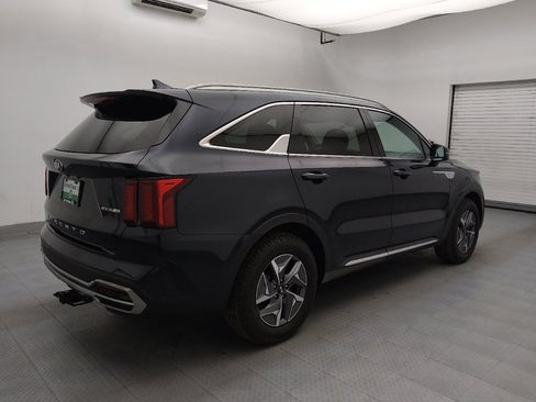 Used 2021 Kia Sorento EX image 9