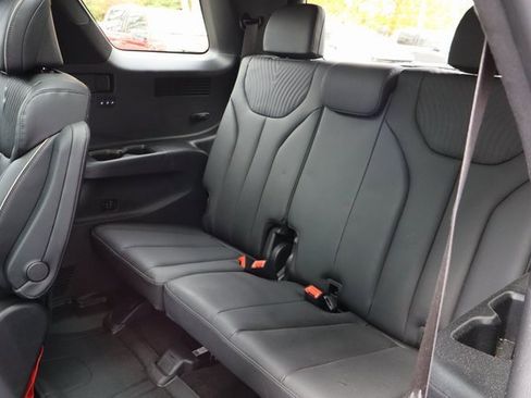 Used 2025 Hyundai Palisade Calligraphy image 12