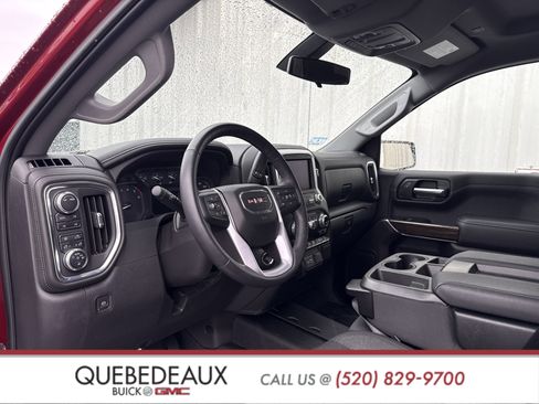 Used 2022 GMC Sierra 1500 Elevation w/ LPO, Elevation Black Package image 16