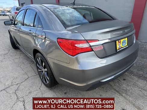 Used 2013 Chrysler 200 Touring w/ S Exterior Appearance Pkg image 3