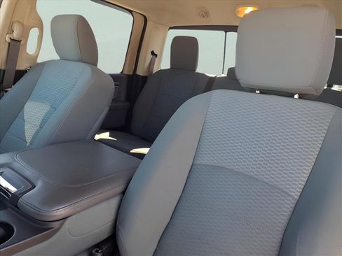 Used 2019 RAM 1500 Classic SLT image 15