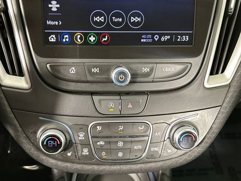 Used 2023 Chevrolet Malibu LT image 14