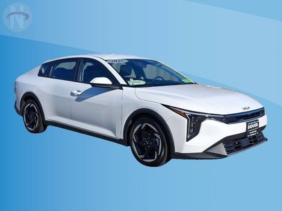 Used 2025 Kia K4 EX