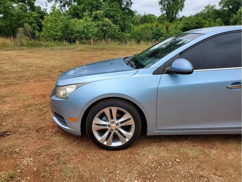 Used 2011 Chevrolet Cruze LTZ FWD image 13